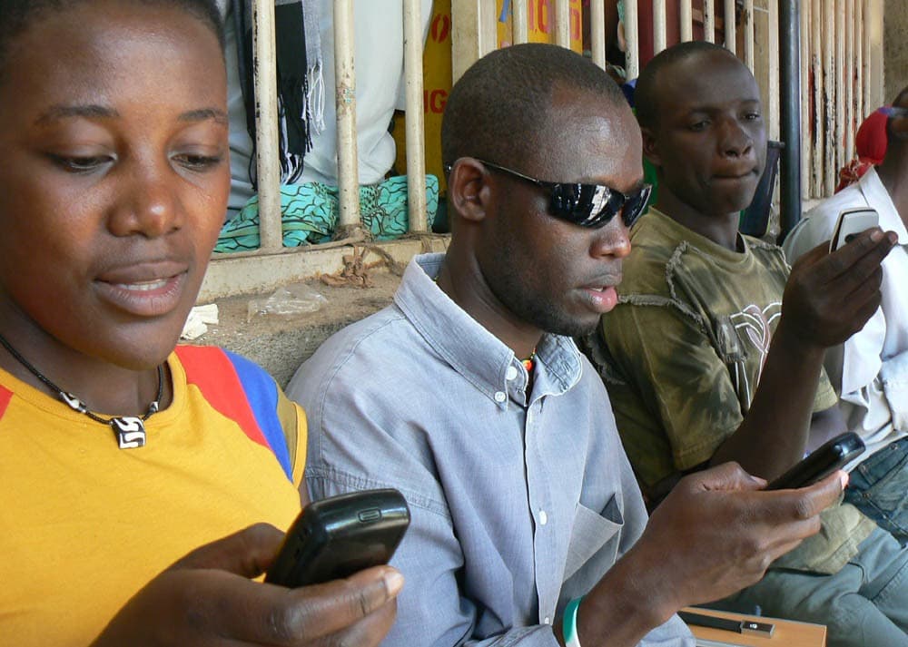 Media and the Globalization of Misinformation