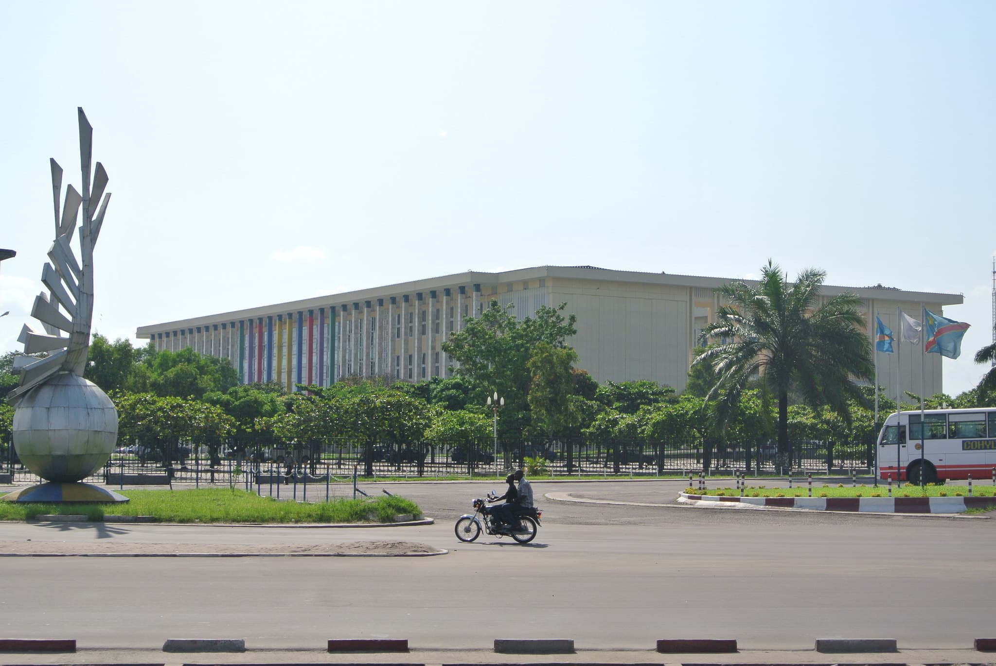 Centring the Periphery in Kinshasa
